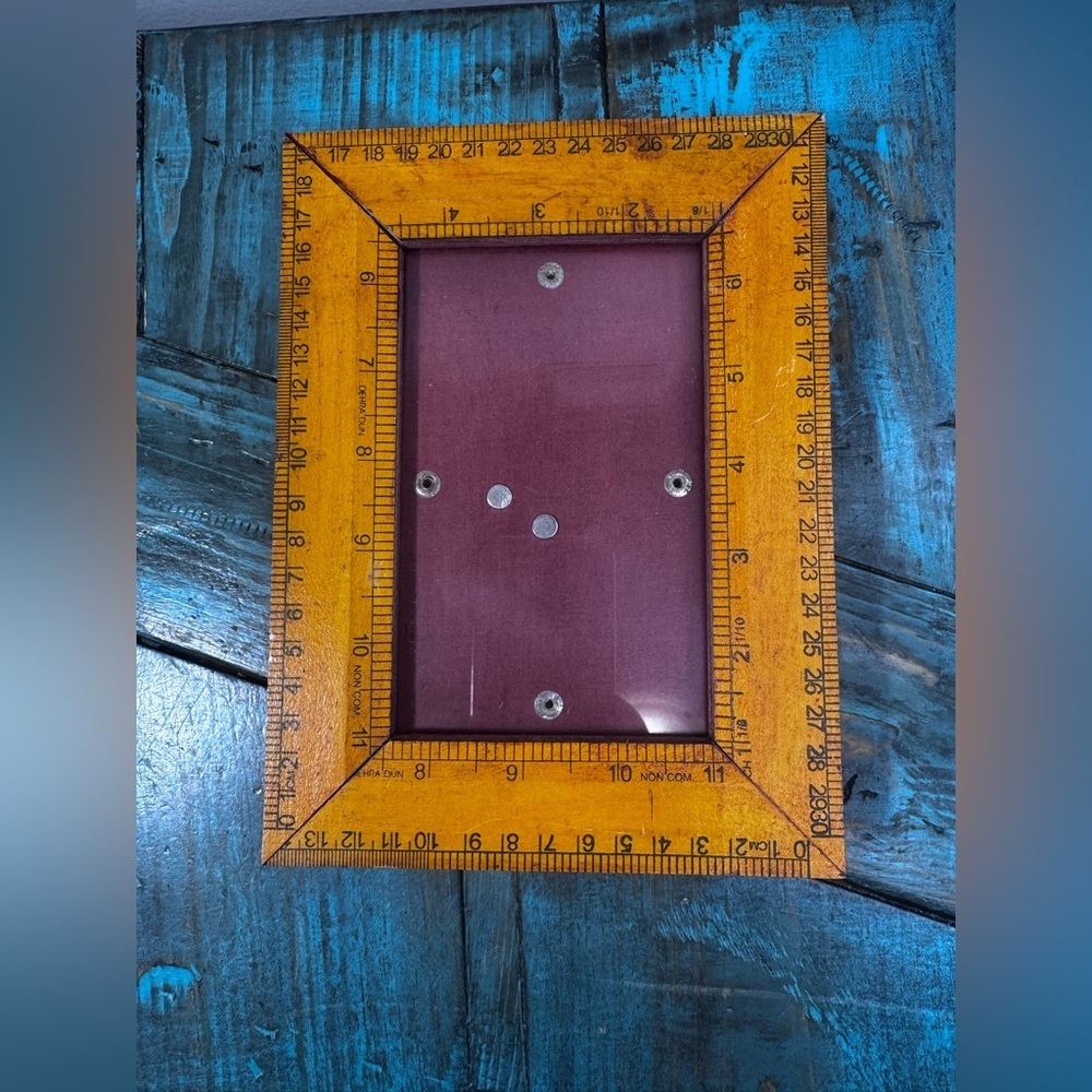 Vintage Ruler Photo Frame - Picture 2 of 11